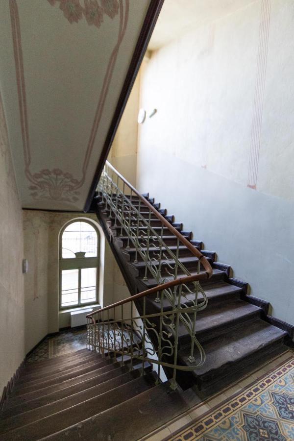 Lion Apartments - Premium Studio With Balcony Краків Екстер'єр фото